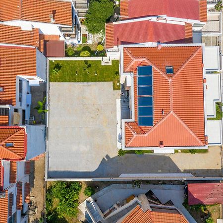 Crist Luxury Apartments Nea Poteidaia Ngoại thất bức ảnh