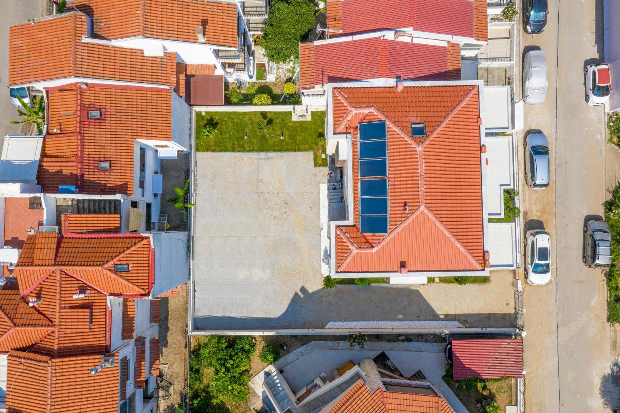 Crist Luxury Apartments Nea Poteidaia Ngoại thất bức ảnh